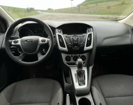 Красный Форд Фокус, объемом двигателя 2 л и пробегом 205 тыс. км за 6999 $, фото 15 на Automoto.ua