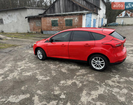 Красный Форд Фокус, объемом двигателя 2 л и пробегом 198 тыс. км за 7500 $, фото 2 на Automoto.ua