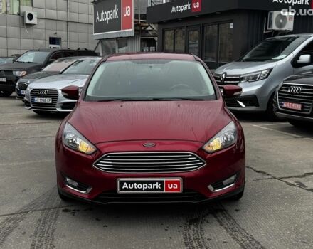 Червоний Форд Фокус, об'ємом двигуна 2 л та пробігом 106 тис. км за 8990 $, фото 1 на Automoto.ua