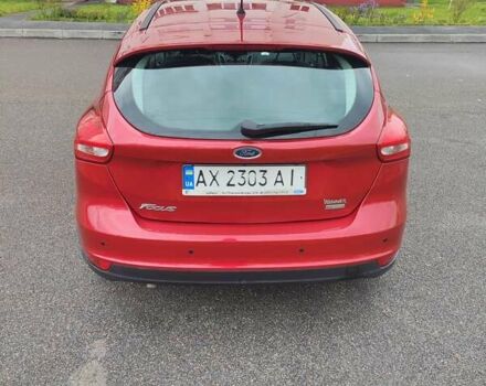 Красный Форд Фокус, объемом двигателя 1 л и пробегом 106 тыс. км за 6700 $, фото 4 на Automoto.ua