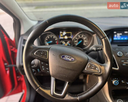 Красный Форд Фокус, объемом двигателя 2 л и пробегом 102 тыс. км за 8500 $, фото 14 на Automoto.ua