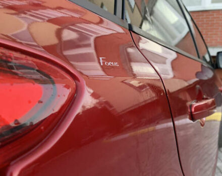Червоний Форд Фокус, об'ємом двигуна 2 л та пробігом 164 тис. км за 8800 $, фото 27 на Automoto.ua