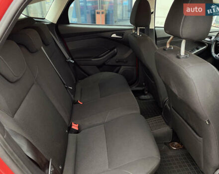 Красный Форд Фокус, объемом двигателя 1 л и пробегом 140 тыс. км за 6500 $, фото 25 на Automoto.ua