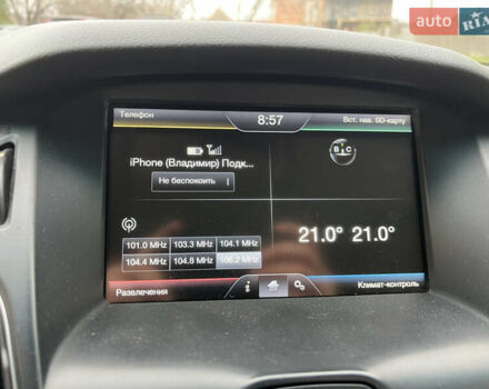 Червоний Форд Фокус, об'ємом двигуна 2 л та пробігом 219 тис. км за 8500 $, фото 22 на Automoto.ua