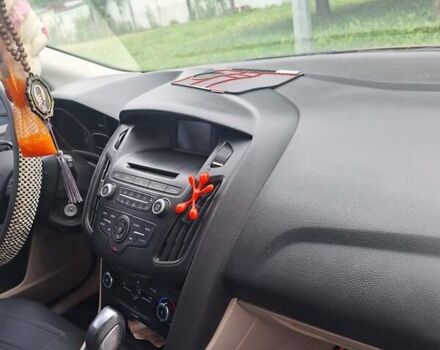 Красный Форд Фокус, объемом двигателя 2 л и пробегом 166 тыс. км за 8100 $, фото 10 на Automoto.ua