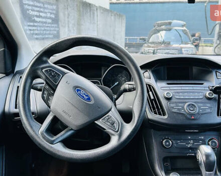 Форд Фокус 2015 у Києві на Automoto.ua Червоний Форд Фокус, об'ємом двигуна 2 л та пробігом 215 тис. км за 7900 $, фото 7 на Automoto.ua