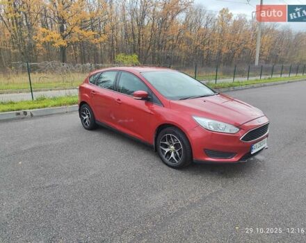 Форд Фокус 2015 в Харькове на Automoto.ua Красный Форд Фокус, объемом двигателя 1 л и пробегом 106 тыс. км за 6700 $, фото 5 на Automoto.ua
