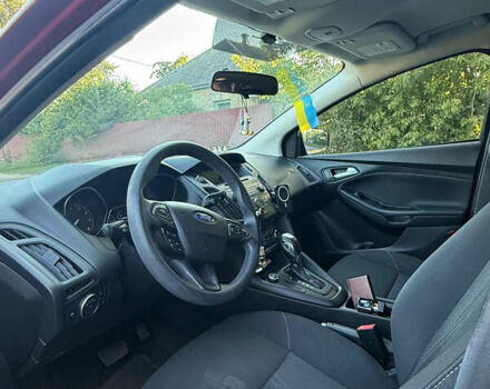 Красный Форд Фокус, объемом двигателя 2 л и пробегом 153 тыс. км за 7600 $, фото 13 на Automoto.ua