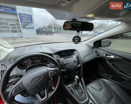 Красный Форд Фокус, объемом двигателя 2 л и пробегом 197 тыс. км за 8500 $, фото 15 на Automoto.ua