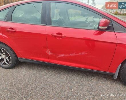 Форд Фокус 2015 в Харькове на Automoto.ua Красный Форд Фокус, объемом двигателя 1 л и пробегом 106 тыс. км за 6700 $, фото 11 на Automoto.ua