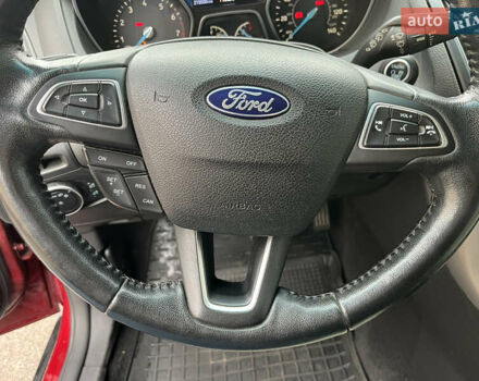 Червоний Форд Фокус, об'ємом двигуна 2 л та пробігом 219 тис. км за 8500 $, фото 24 на Automoto.ua