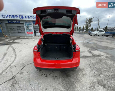 Красный Форд Фокус, объемом двигателя 2 л и пробегом 197 тыс. км за 8500 $, фото 20 на Automoto.ua