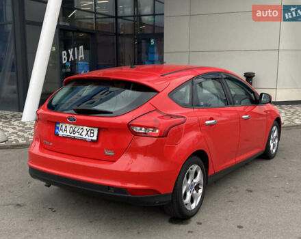 Красный Форд Фокус, объемом двигателя 1 л и пробегом 140 тыс. км за 6990 $, фото 8 на Automoto.ua