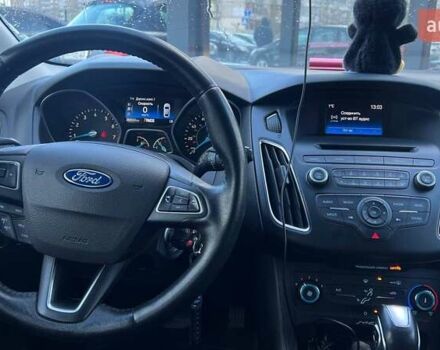 Червоний Форд Фокус, об'ємом двигуна 2 л та пробігом 286 тис. км за 9500 $, фото 13 на Automoto.ua