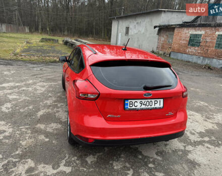 Красный Форд Фокус, объемом двигателя 2 л и пробегом 198 тыс. км за 7500 $, фото 3 на Automoto.ua