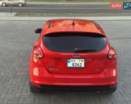 Красный Форд Фокус, объемом двигателя 2 л и пробегом 102 тыс. км за 8500 $, фото 13 на Automoto.ua