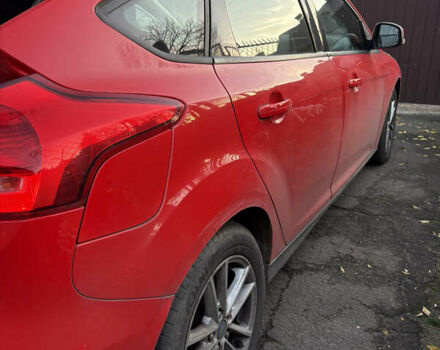 Красный Форд Фокус, объемом двигателя 1 л и пробегом 97 тыс. км за 9300 $, фото 4 на Automoto.ua