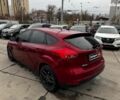 Червоний Форд Фокус, об'ємом двигуна 2 л та пробігом 106 тис. км за 8990 $, фото 4 на Automoto.ua