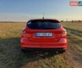 Червоний Форд Фокус, об'ємом двигуна 2 л та пробігом 150 тис. км за 7400 $, фото 3 на Automoto.ua