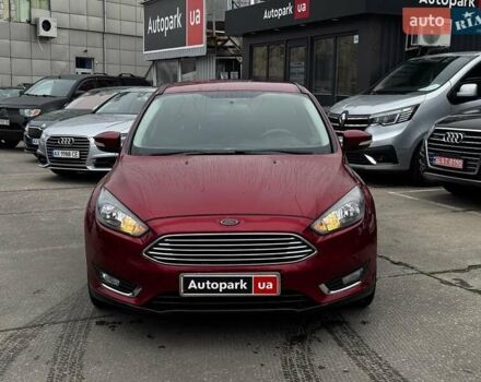 Червоний Форд Фокус, об'ємом двигуна 2 л та пробігом 106 тис. км за 8990 $, фото 1 на Automoto.ua