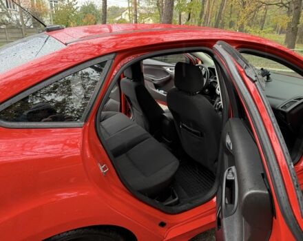 Форд Фокус 2015 в Киеве на Automoto.ua Красный Форд Фокус, объемом двигателя 2 л и пробегом 185 тыс. км за 7400 $, фото 20 на Automoto.ua