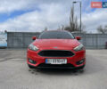 Красный Форд Фокус, объемом двигателя 2 л и пробегом 197 тыс. км за 8500 $, фото 2 на Automoto.ua