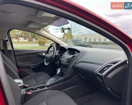 Красный Форд Фокус, объемом двигателя 2 л и пробегом 206 тыс. км за 8500 $, фото 9 на Automoto.ua