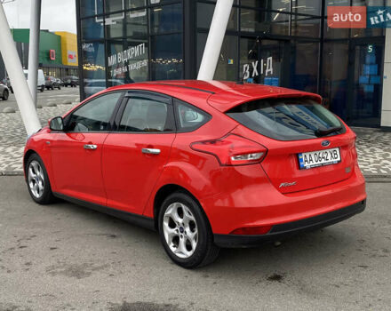 Красный Форд Фокус, объемом двигателя 1 л и пробегом 140 тыс. км за 6990 $, фото 7 на Automoto.ua