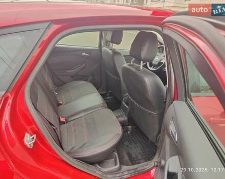 Красный Форд Фокус, объемом двигателя 1 л и пробегом 106 тыс. км за 6700 $, фото 10 на Automoto.ua
