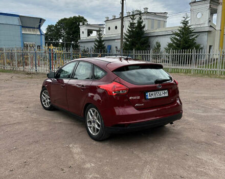 Красный Форд Фокус, объемом двигателя 2 л и пробегом 177 тыс. км за 7999 $, фото 6 на Automoto.ua