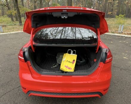 Форд Фокус 2015 в Киеве на Automoto.ua Красный Форд Фокус, объемом двигателя 2 л и пробегом 185 тыс. км за 7400 $, фото 6 на Automoto.ua