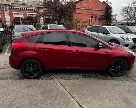 Червоний Форд Фокус, об'ємом двигуна 2 л та пробігом 106 тис. км за 8990 $, фото 7 на Automoto.ua