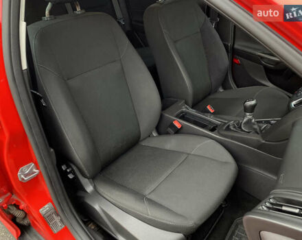 Червоний Форд Фокус, об'ємом двигуна 1 л та пробігом 140 тис. км за 6500 $, фото 21 на Automoto.ua