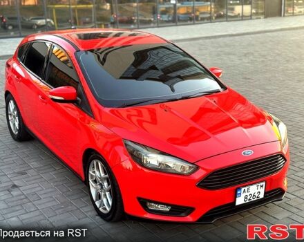 Форд Фокус 2015 у Дніпро (Дніпропетровську) на Automoto.ua Червоний Форд Фокус, об'ємом двигуна 2 л та пробігом 102 тис. км за 8500 $, фото 1 на Automoto.ua