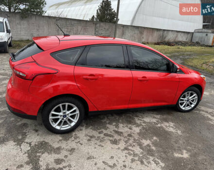 Красный Форд Фокус, объемом двигателя 2 л и пробегом 198 тыс. км за 7500 $, фото 1 на Automoto.ua