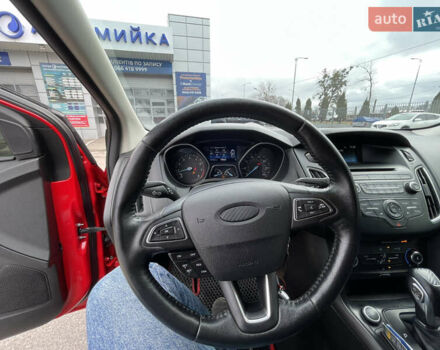 Красный Форд Фокус, объемом двигателя 2 л и пробегом 197 тыс. км за 8500 $, фото 11 на Automoto.ua