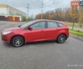 Красный Форд Фокус, объемом двигателя 1 л и пробегом 106 тыс. км за 6700 $, фото 2 на Automoto.ua