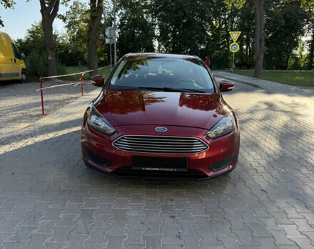 Красный Форд Фокус, объемом двигателя 2 л и пробегом 258 тыс. км за 6500 $, фото 1 на Automoto.ua