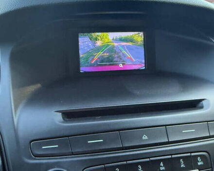 Красный Форд Фокус, объемом двигателя 2 л и пробегом 153 тыс. км за 7600 $, фото 14 на Automoto.ua