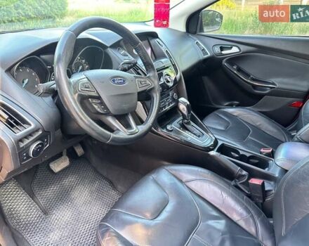 Красный Форд Фокус, объемом двигателя 2 л и пробегом 214 тыс. км за 8800 $, фото 25 на Automoto.ua