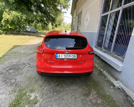 Красный Форд Фокус, объемом двигателя 2.01 л и пробегом 88 тыс. км за 8700 $, фото 2 на Automoto.ua