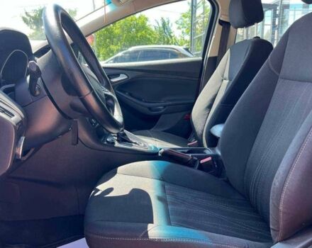 Красный Форд Фокус, объемом двигателя 2 л и пробегом 206 тыс. км за 7990 $, фото 9 на Automoto.ua