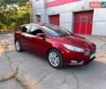 Красный Форд Фокус, объемом двигателя 2 л и пробегом 220 тыс. км за 8500 $, фото 1 на Automoto.ua
