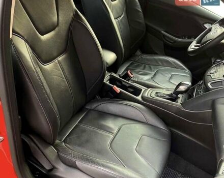 Червоний Форд Фокус, об'ємом двигуна 2 л та пробігом 128 тис. км за 9200 $, фото 7 на Automoto.ua