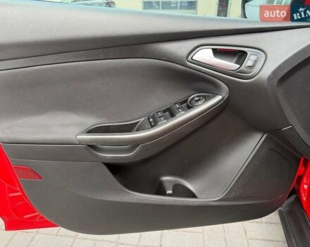 Красный Форд Фокус, объемом двигателя 2 л и пробегом 118 тыс. км за 10940 $, фото 20 на Automoto.ua