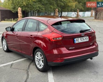 Красный Форд Фокус, объемом двигателя 2 л и пробегом 128 тыс. км за 8950 $, фото 5 на Automoto.ua
