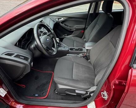 Красный Форд Фокус, объемом двигателя 2 л и пробегом 128 тыс. км за 8950 $, фото 17 на Automoto.ua