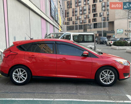Красный Форд Фокус, объемом двигателя 2 л и пробегом 71 тыс. км за 9990 $, фото 3 на Automoto.ua