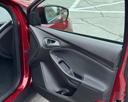 Красный Форд Фокус, объемом двигателя 2 л и пробегом 128 тыс. км за 8950 $, фото 31 на Automoto.ua