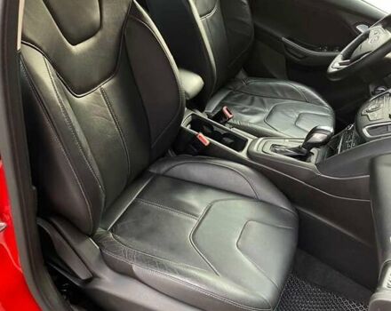 Червоний Форд Фокус, об'ємом двигуна 2 л та пробігом 120 тис. км за 8000 $, фото 23 на Automoto.ua